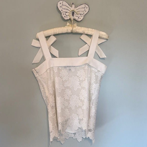 Banana Republic Top Lace Blouse White Lace  Medium   Limited Edition - Picture 7 of 10